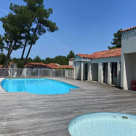 Holiday home - Pavillon 4 Pers, A 850m De La Plage, Piscine Commune - Fr-1-336-108 *